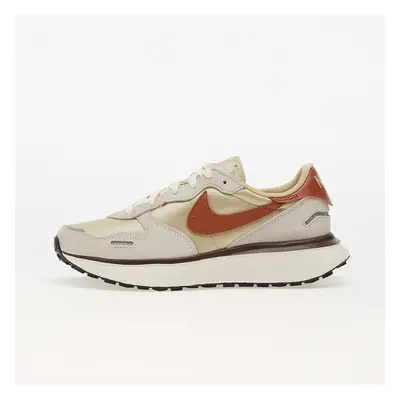 Baskets Nike W Phoenix Waffle Team Gold/ Dark Russet-Coconut Milk-Hemp EUR