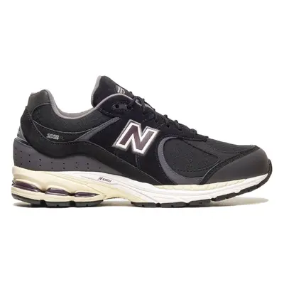 New Balance M2002RXT Gore-Tex