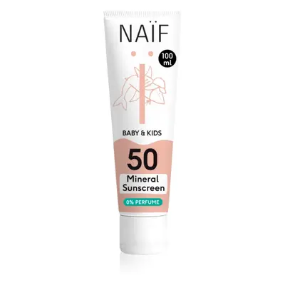 Naif Baby & Kids Mineral Sunscreen SPF 0 % Perfume crème protectrice solaire pour les mamans et 