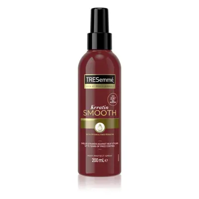 TRESemmé Keratin Smooth spray pour protéger les cheveux contre la chaleur