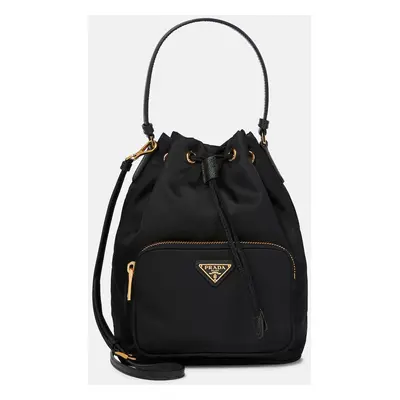 Prada Sac seau Duet Small en Re-Nylon