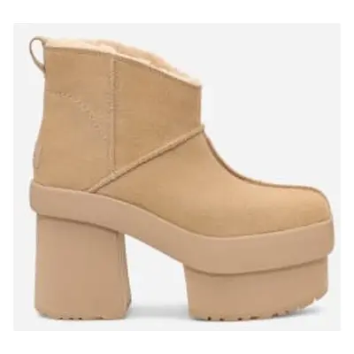 UGG Botte New Heights Platform Mini in Brown, Taille 39, Daim