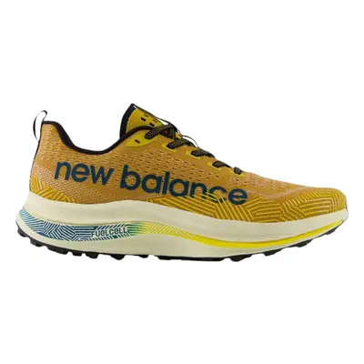 Chaussures New Balance FuelCell SuperComp Trail v1 Jaune AW24, Taille 45,5 - EUR