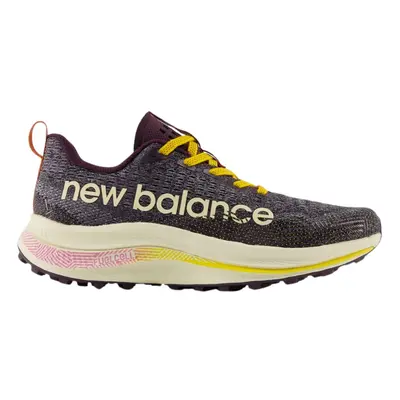 Chaussures New Balance FuelCell SuperComp Trail v1 Gris Jaune AW24, Taille 40 - EUR