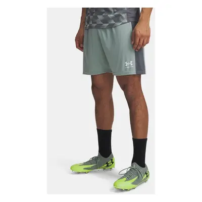 Short en maille Under Armour Challenger pour homme Silica Vert / Castlerock / Blanc L