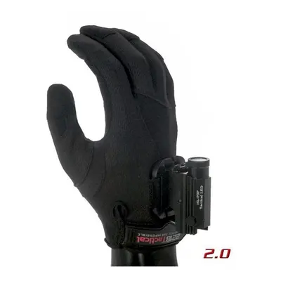 Gants Exxtremity Patrol avec lampe tactique P3P