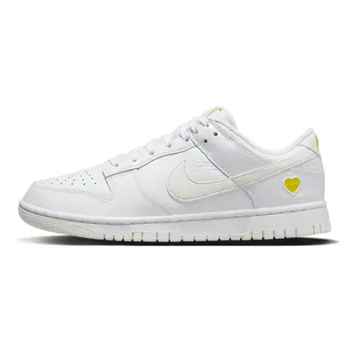 Nike Dunk Low Yellow Heart