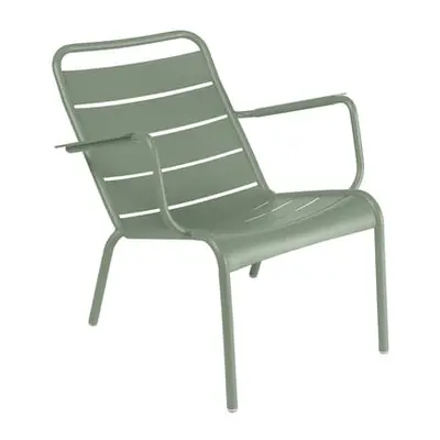 Fermob - Fauteuil bas Luxembourg - Vert - Aluminium laqué - Designer Frédéric Sofia