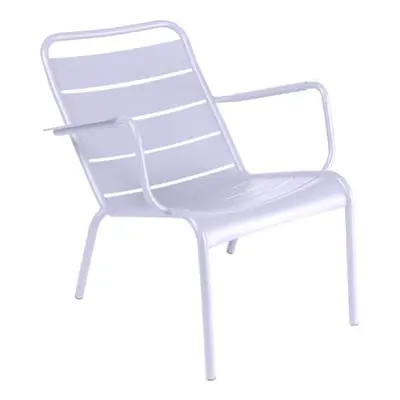 Fermob - Fauteuil bas Luxembourg - Violet - Aluminium - Designer Frédéric Sofia